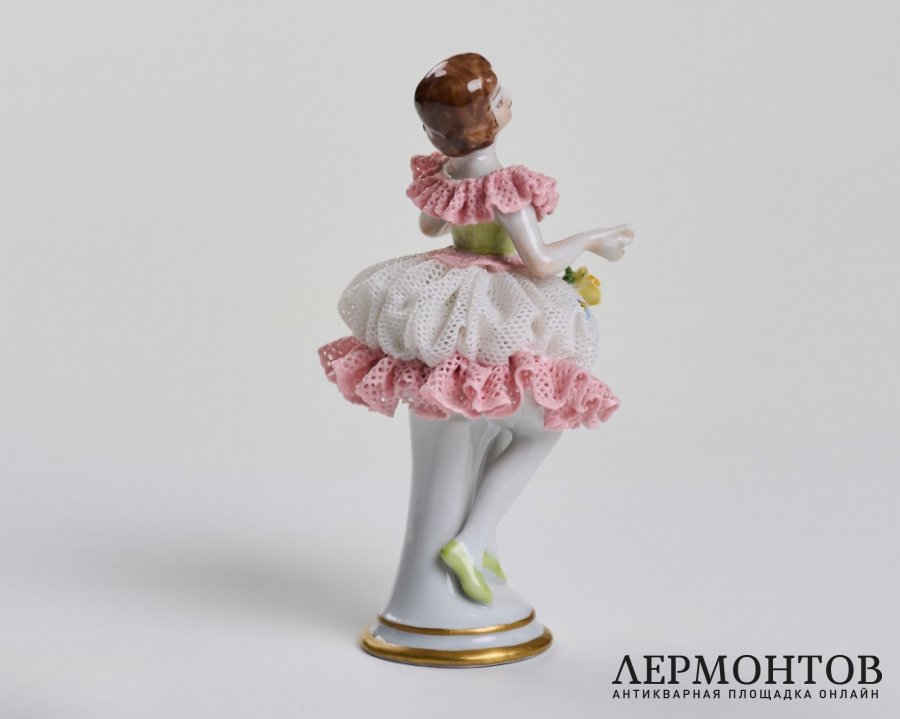 Статуэтка «Танцовщица». Кружевной фарфор, Volkstedt, Германия, вторая половина XX века