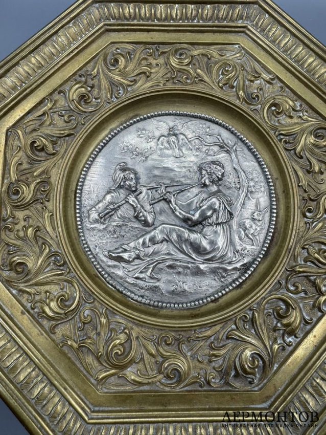 Блюдо с мифологической сценой. Бронза, Западная Европа, конец 19 века
