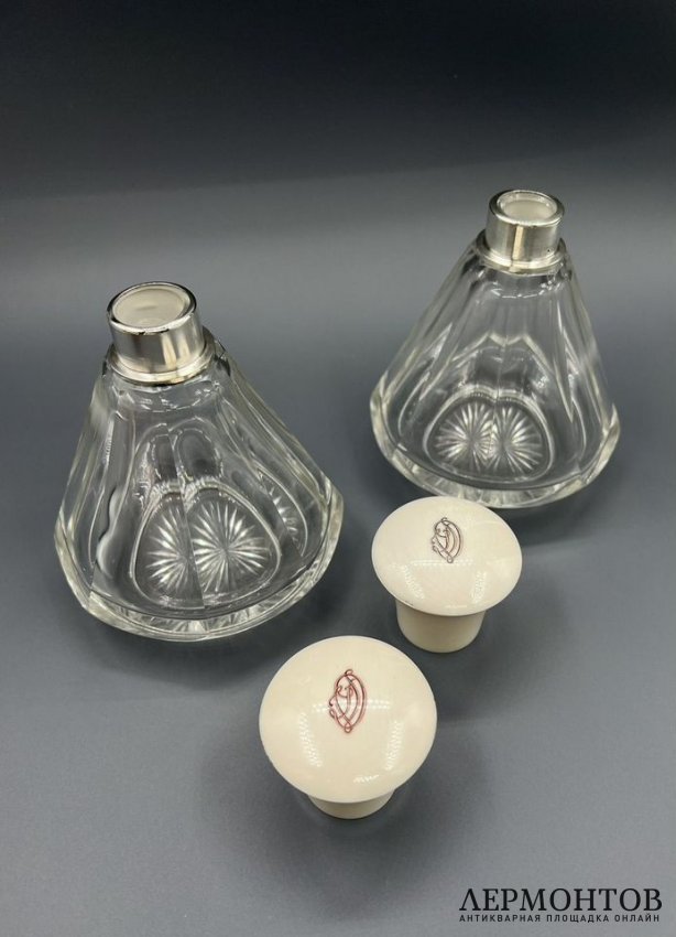 Пара флаконов с костяными крышками. Серебро 950 пробы, кость, стекло, Eusebe Callot, Франция, 2-я половина 19 века