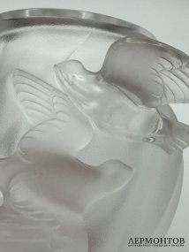 Ваза «Flying Doves». Хрусталь, Lalique, Франция