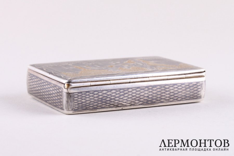 Табакерка. Минин и Пожарский. Серебро 84 пробы, золочение. Россия, Москва, 1842 г.