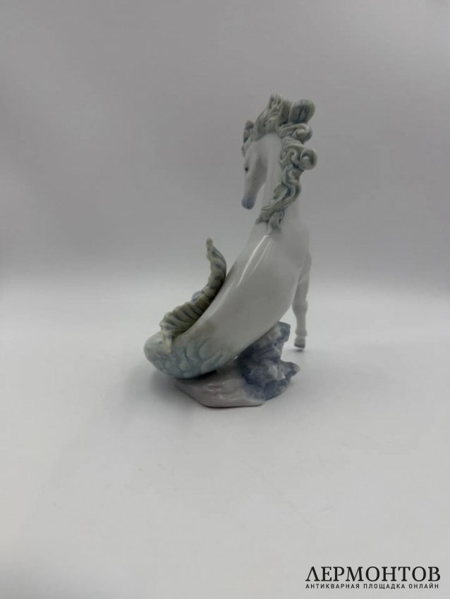 Статуэтка «Тритон I». Фарфор, Lladro, скульптор Francisco Polope, Испания, 2004–2008 годы