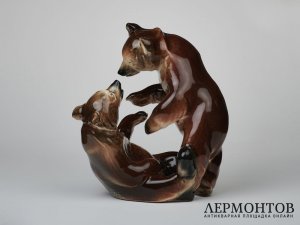 Статуэтка «Медведи борются». Terra keramische Fabrik, Чехословакия, 1920–1940 годы