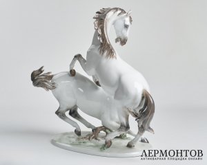Статуэтка «Играющие жеребцы». Фарфор, Rosenthal, Германия