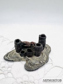 Подставка для кистей и карандашей с крабом. Сплав олова и свинца, Япония, 2-я половина 19 века