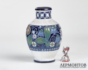 Ваза «Колокольчики». Фаянс, Amphora, Чехословакия, 1920-е годы
