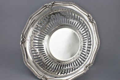 Сухарница в стиле ампир. Серебро 950 пробы. Франция, XIX-XX.