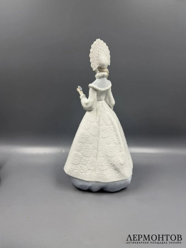 Статуэтка «Снегурочка». Фарфор, Lladro, скульптор Francisco Polope, Испания, 2009–2013 годы