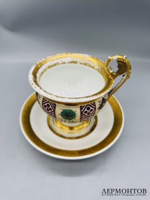 Чайная пара в стиле ампир с маскароном. Фарфор, роспись, золочение, предположительно Россия, конец 19 века