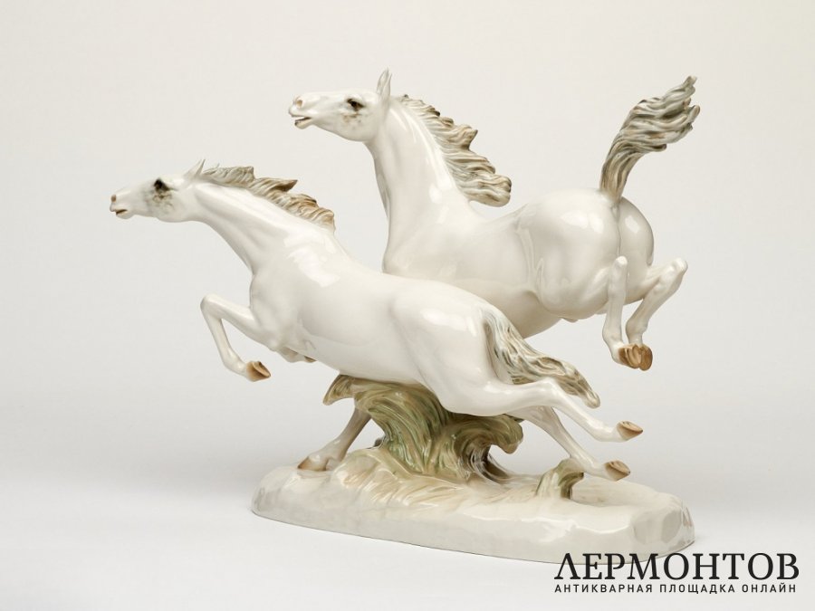 Статуэтка «Бегущие лошади». Фарфор, Hutschenreuther, Германия, 1920–1938 годы