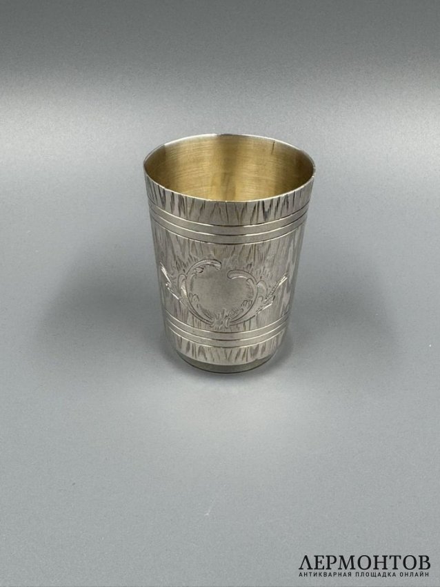 Стопка с декором тромплей. Серебро 84 пробы, И. Салтыков, Россия, 1899–1908 годы