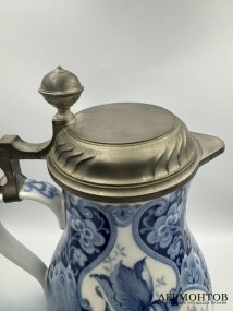 Кувшин для воды с цветочным декором. Фарфор, кобальт, олово, Kaiser, Германия, 20 век