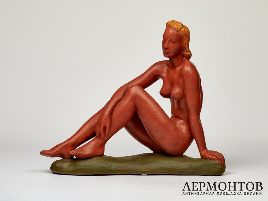 Скульптура «Обнаженная». Терракота, Чехословакия, 1943–1951 годы