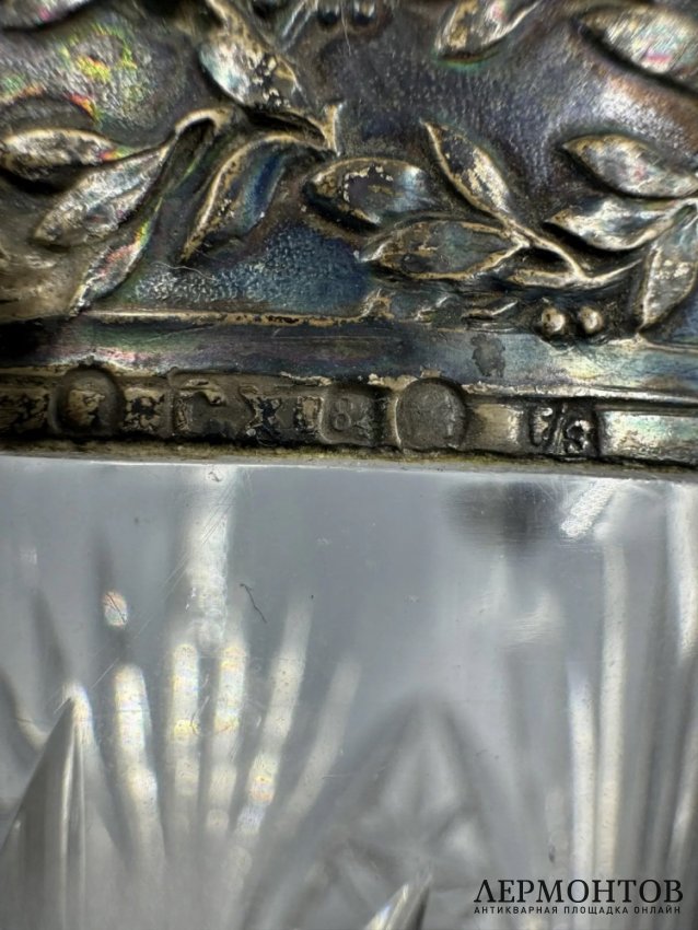 Ваза в стиле неоклассицизма. Серебро 84 пробы, хрусталь, Россия, 1908–1917 годы