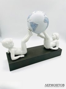 Статуэтка «Братство». Фарфор, роспись, Lladro, Испания, современная работа