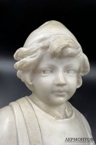 Бюст юноши. Мрамор, Италия, 19 век