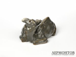 Статуэтка «Верблюды». Фарфор, Royal Dux, Чехословакия, 1950 год