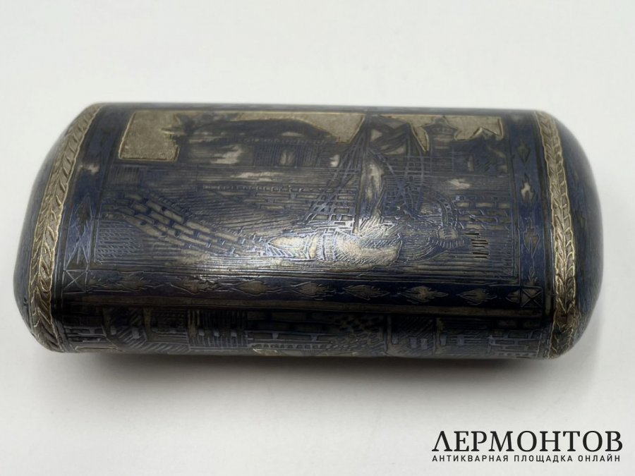 Табакерка Медный всадник. Санкт-Петербург, 1820-е гг. Серебро 84 пробы, чернь.