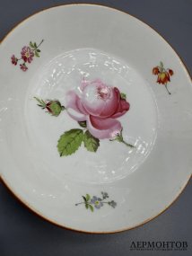 Кофейная пара с розовым цветком. Фарфор, роспись, Meissen (период Марколини), Германия, 1774–1814 годы