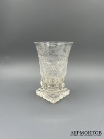 Фигурный стакан с оленями. Стекло, травление, Западная Европа, конец 19 века