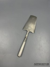 Лопатка для торта. Серебро 84 пробы, фабрика А. Любавина, Россия, 1908–1917 годы