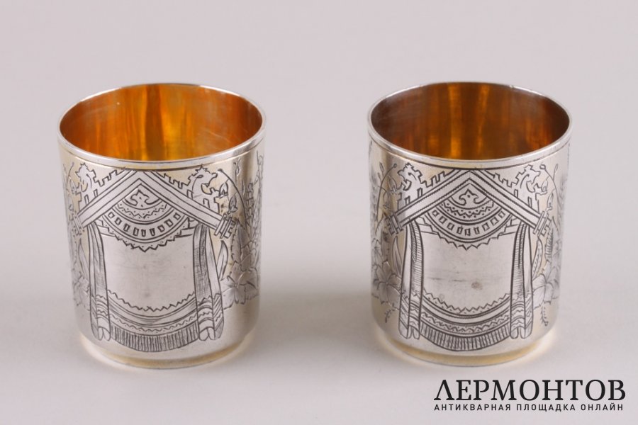 Парные стопки в русском стиле. Серебро 84 пробы, золочение. Россия, 1887  год.