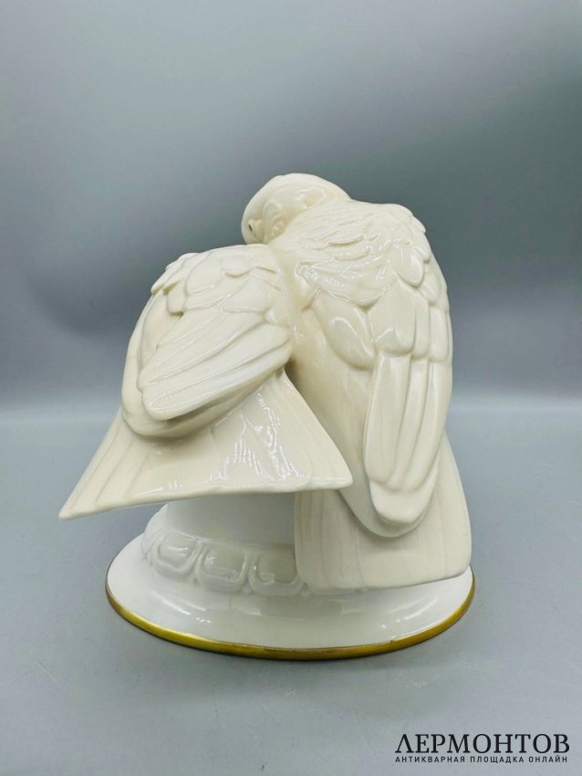 Статуэтка «Влюблённые какаду». Фарфор, Hutschenreuther, Германия, 1925–1939 годы