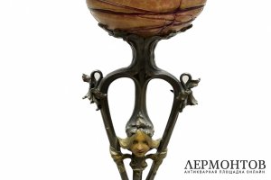 Лампа в стиле Модерн с цветным стеклом. Австрия, J. Hery , 1900-е гг. 