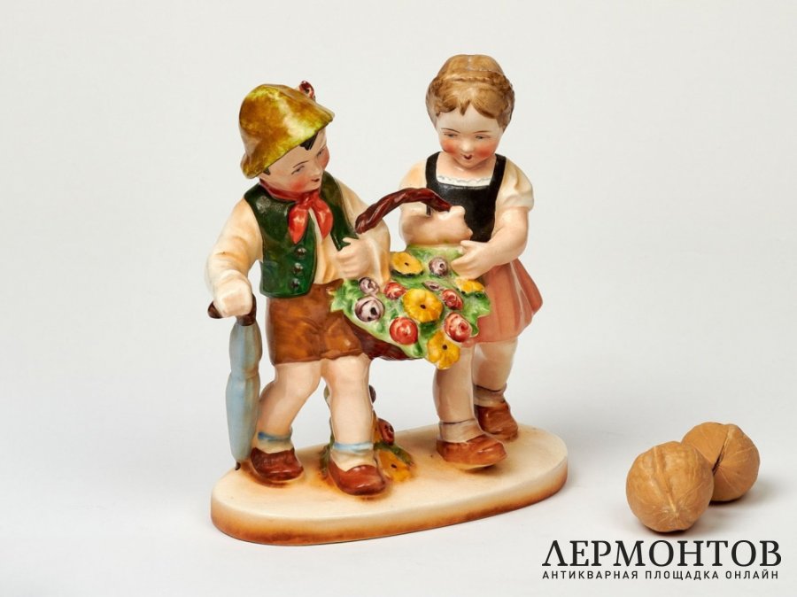 Статуэтка «Дети с корзиной цветов». Фарфор, Rudolf Heinz, Германия, 1930–1940 годы