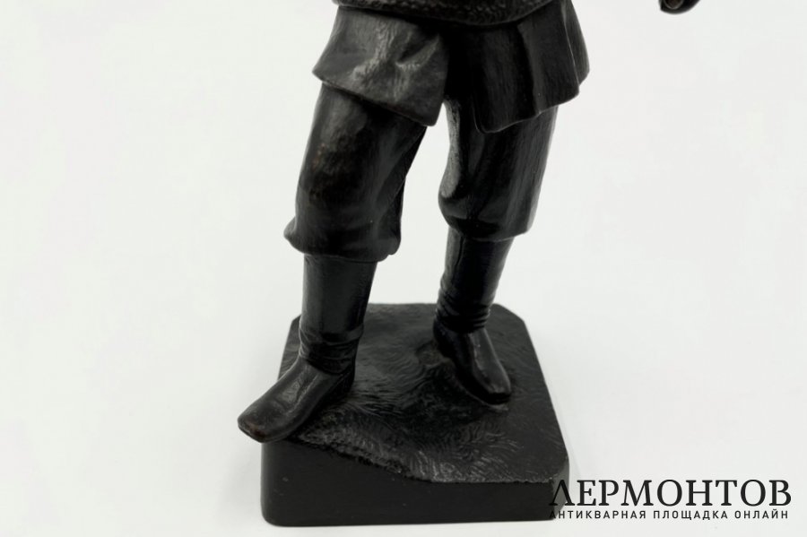 Скульптура Ермак. Россия, Каслинский завод, автор модели П. П. Забелло, 1892 г. Чугун