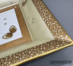 Блюдо с бабочками по заказу Chopard. Фарфор, роспись, золочение, Haviland, Франция, 20 век