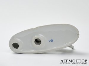 Статуэтка «Такса, кошка и котёнок». Фарфор, Lippelsdorf, Германия, 1951–1974 годы