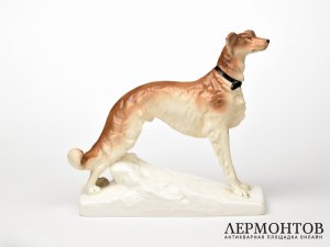 Статуэтка «Борзой». Фарфор, Royal Dux, Чехословакия, 1918–1938 годы