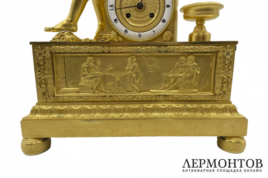 Каминные часы Ампир А. Македонский. Франция, Париж, 1800-1820-е гг. Бронза, литье.
