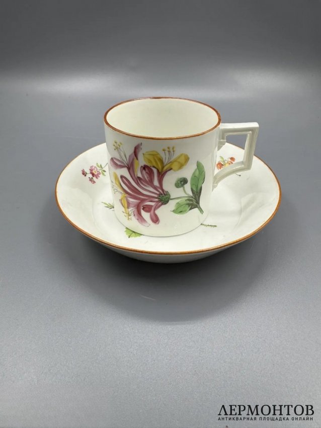 Кофейная пара с розовым цветком. Фарфор, роспись, Meissen (период Марколини), Германия, 1774–1814 годы