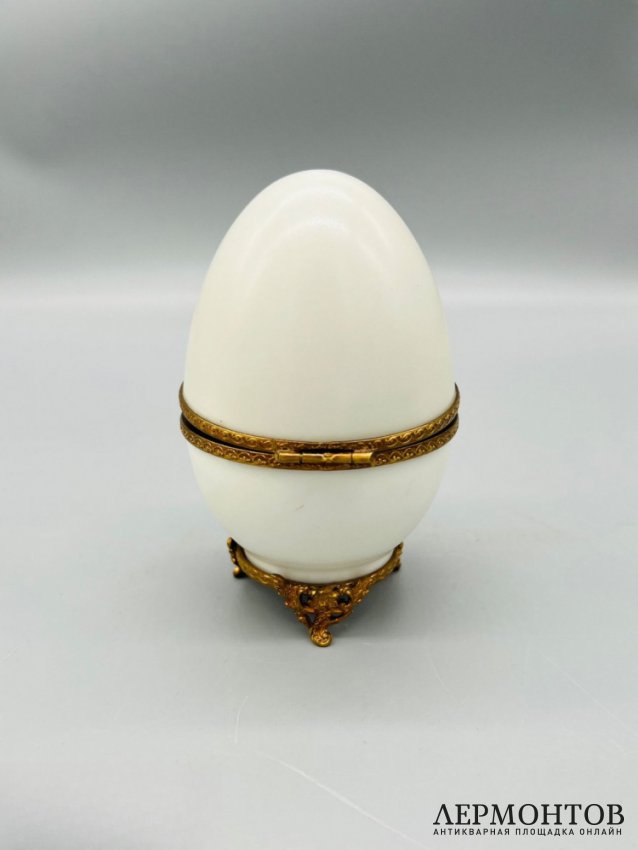 Пасхальное яйцо «Режиссёру». Серебро 925 пробы, фарфор, Faberge, Франция