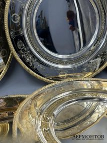 Сервировочная тарелка «Spiral». De Lamerie