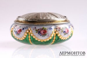 Пилюльница Kirner. Серебро 950 пробы, эмаль, золочение. Франция