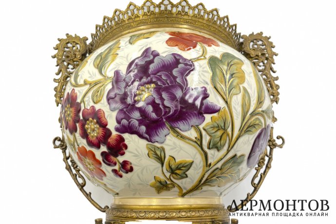 Декоративная ваза в стиле Шинуазри. Франция, Luneville, марка 1880-1920-е гг. Фаянс.