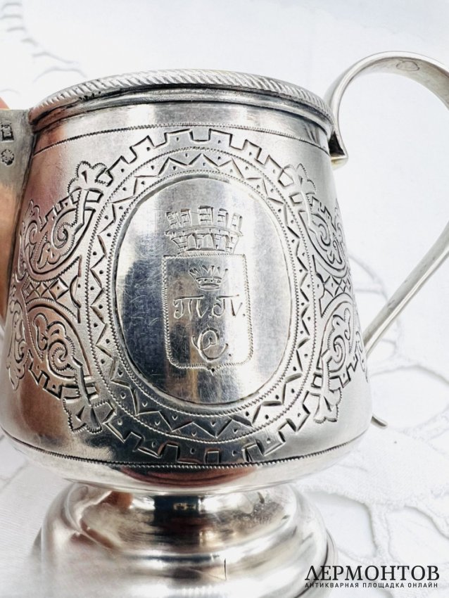Сливочник в русском стиле. Серебро 84 пробы, М. Голощапов, Россия, 1886 год