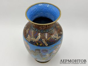 Ваза. Кон. 19 - нач. 20 века. Эмаль клуазоне.