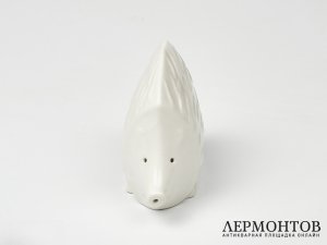 Статуэтка «Ёж». Фарфор, Европа, XX век