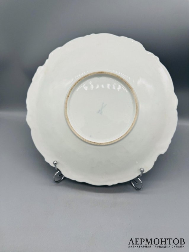 Настенное блюдо с цветами. Фарфор, лепка, роспись, Meissen, Германия, 1-я половина 20 века