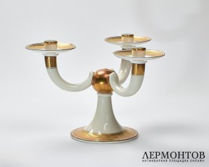 Подсвечник трёхрожковый. Фарфор, Rosenthal, Германия, 1930–1940-е годы