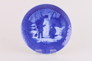 Рождественская тарелка фабрики Royal Copenhagen. Фарфор.  Дания, 1985 год.