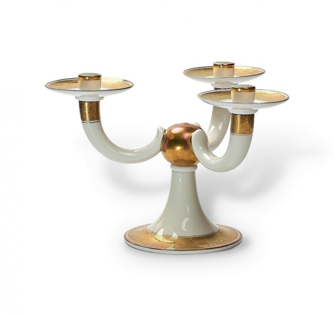 Подсвечник трёхрожковый. Фарфор, Rosenthal, Германия, 1930–1940-е годы