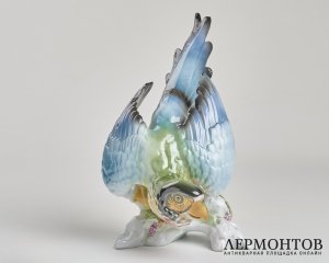 Статуэтка «Попугай ара». Фарфор, Iris, Клуж-Напока, Румыния, 1970–1980 годы
