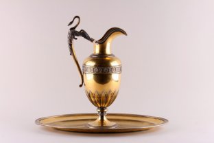Кувшин на подносе в стиле ампир. Tetard. Серебро 950 пробы, золочение. Франция, XIX в