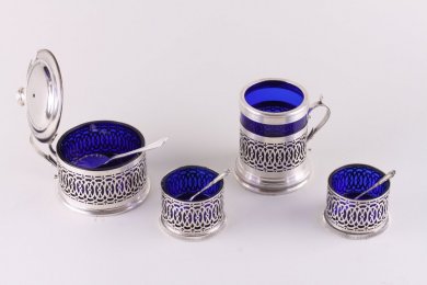 Комплект для закусок сервировочный. Серебро 800, кобальтовое стекло. Италия, XX в.