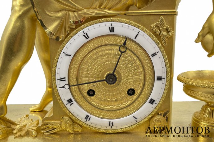 Каминные часы Ампир А. Македонский. Франция, Париж, 1800-1820-е гг. Бронза, литье.